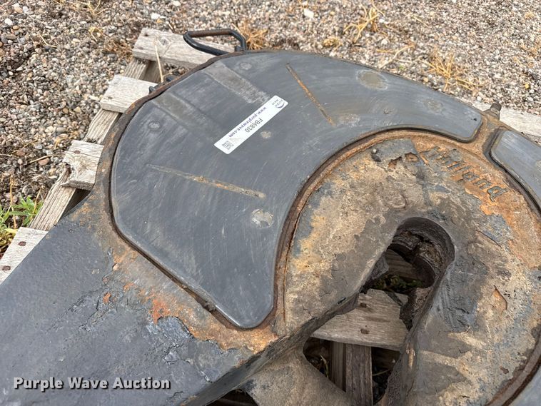 image for item FB6830 Holland fifth wheel plate
