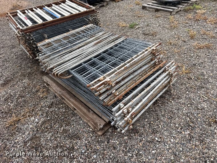 image for item FB6831 (79) sheep weening panels