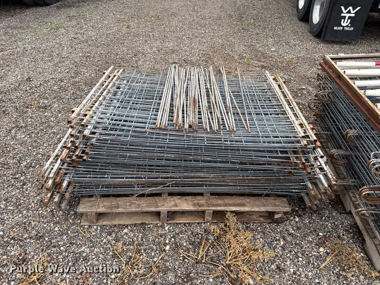 image for item FB6831 (79) sheep weening panels