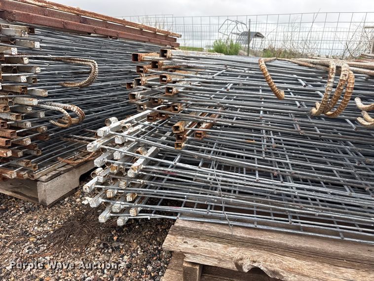 image for item FB6831 (79) sheep weening panels