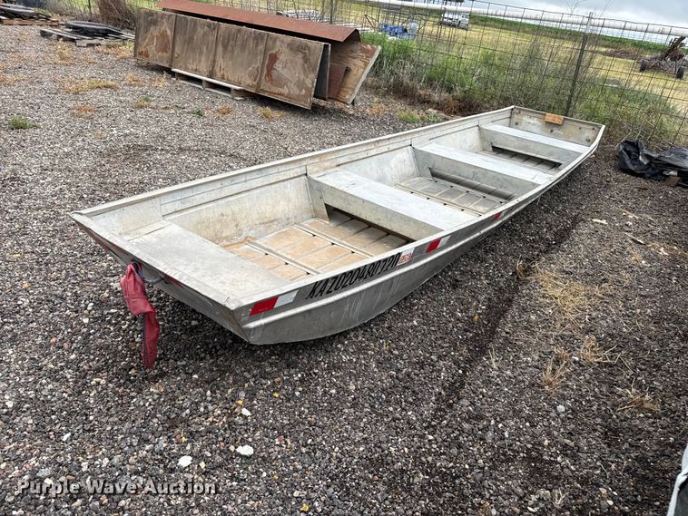 image for item FB6833 boat