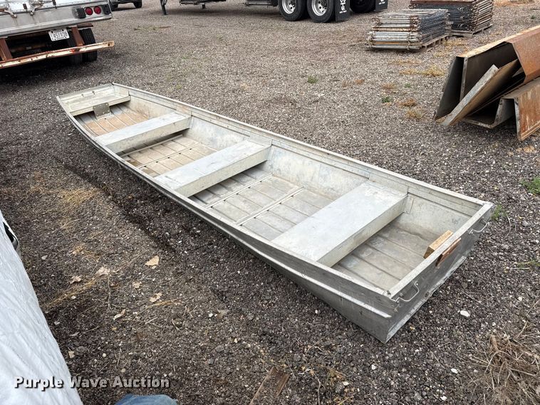image for item FB6833 boat