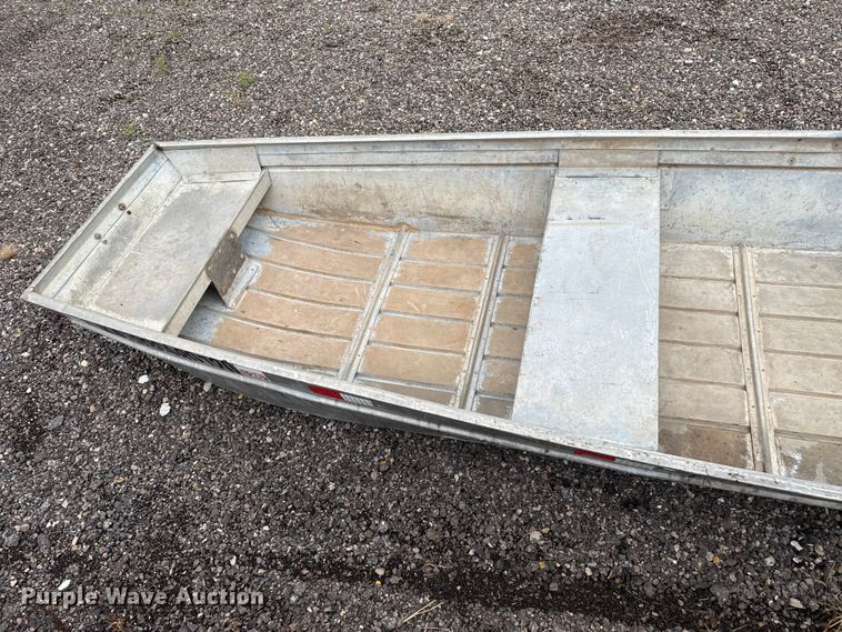 image for item FB6833 boat
