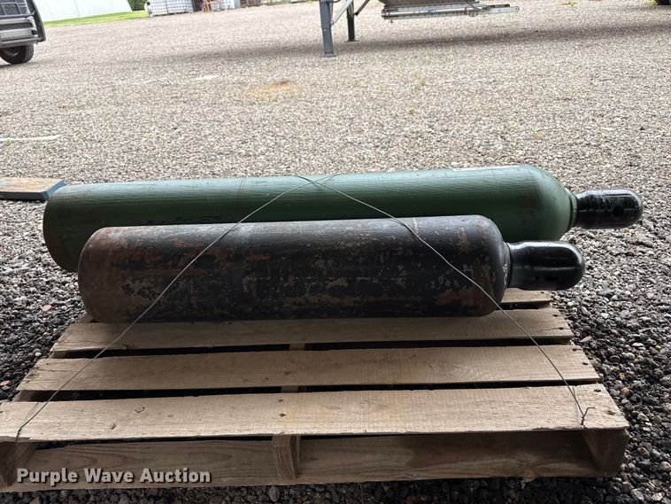 image for item FB6834 (2) welding bottles