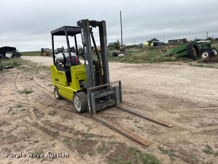 image for item FB6835 Clark GCS20MB forklift