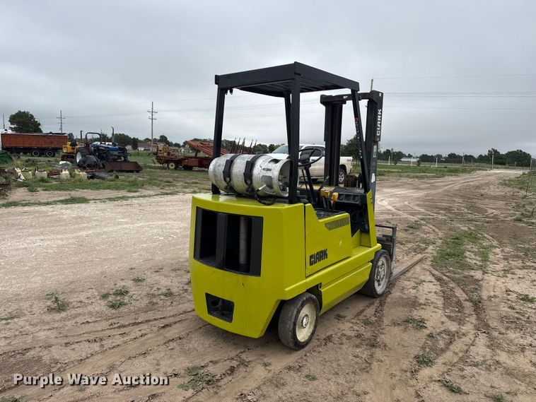 image for item FB6835 Clark GCS20MB forklift