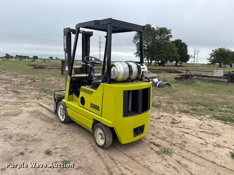 image for item FB6835 Clark GCS20MB forklift
