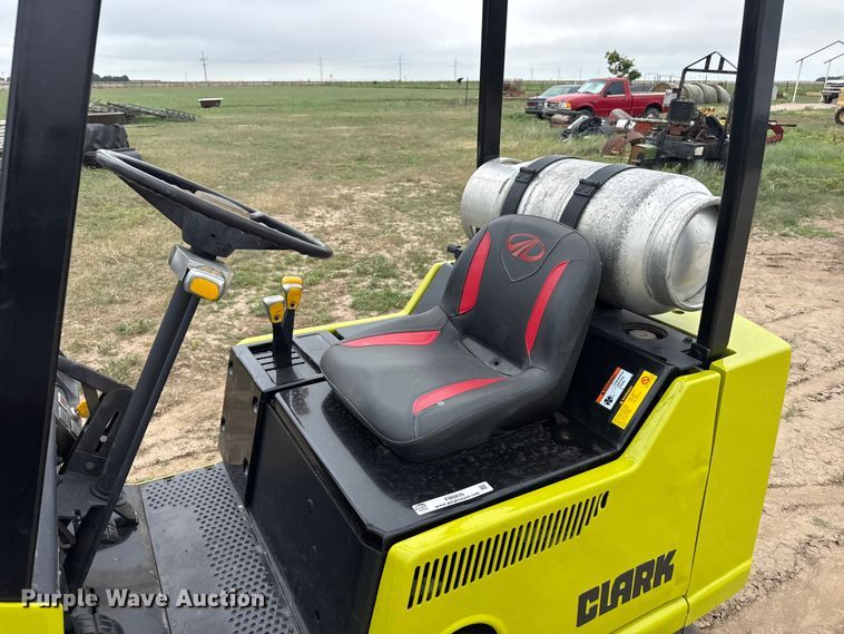image for item FB6835 Clark GCS20MB forklift