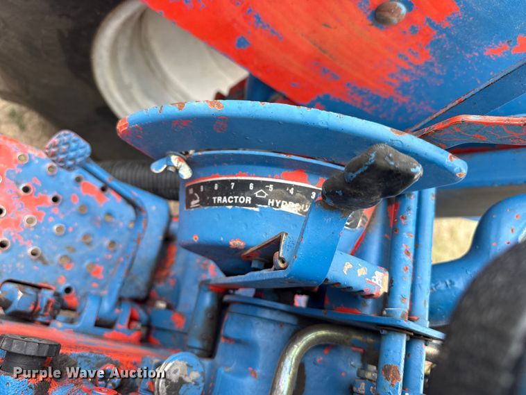 image for item FB6836 New Holland 5610 tractor
