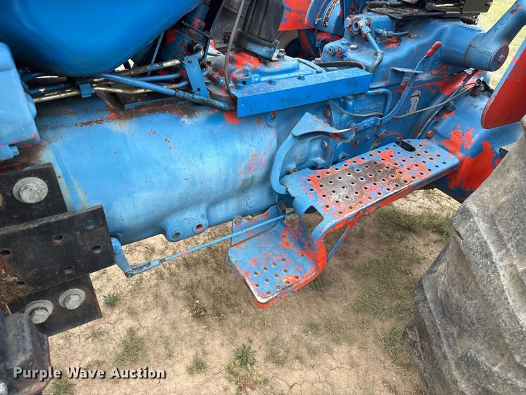 image for item FB6836 New Holland 5610 tractor