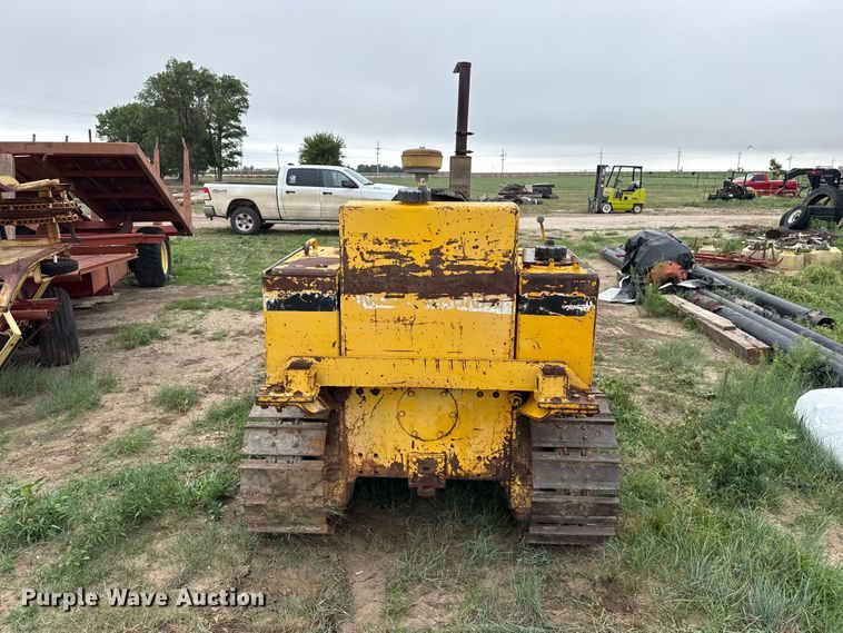 image for item FB6838 International Harvester TD-7 dozer