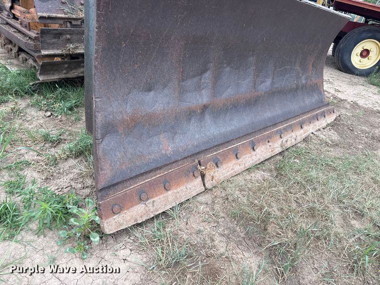 image for item FB6838 International Harvester TD-7 dozer
