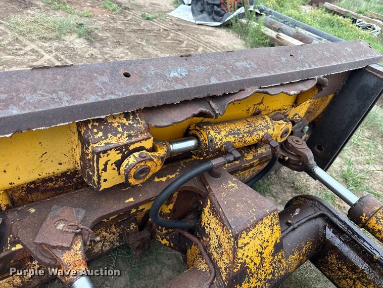 image for item FB6838 International Harvester TD-7 dozer