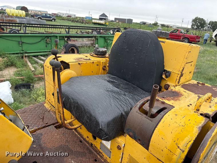 image for item FB6838 International Harvester TD-7 dozer