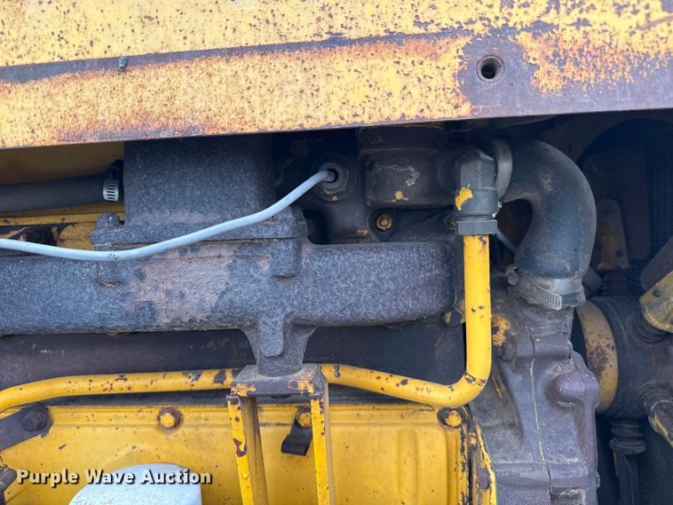 image for item FB6838 International Harvester TD-7 dozer