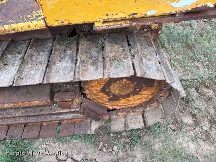 image for item FB6838 International Harvester TD-7 dozer