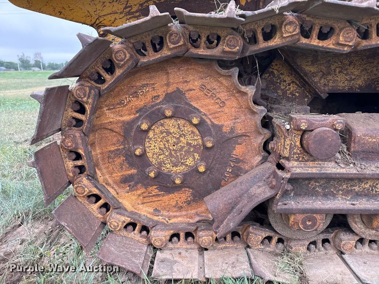 image for item FB6838 International Harvester TD-7 dozer