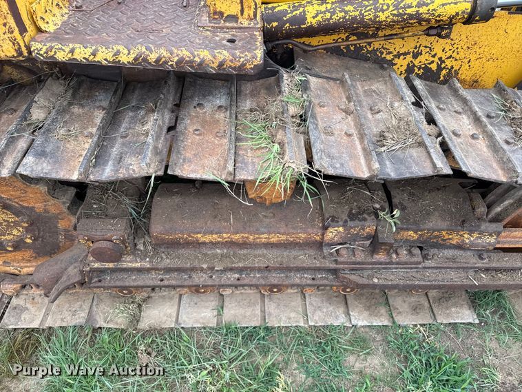 image for item FB6838 International Harvester TD-7 dozer