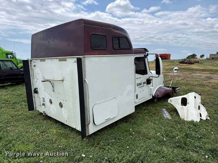 image for item FB6854 Truck parts