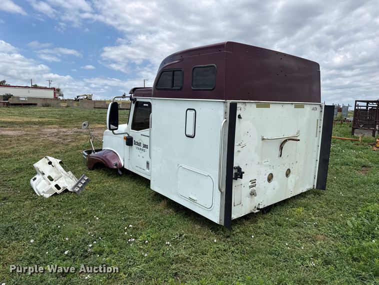 image for item FB6854 Truck parts