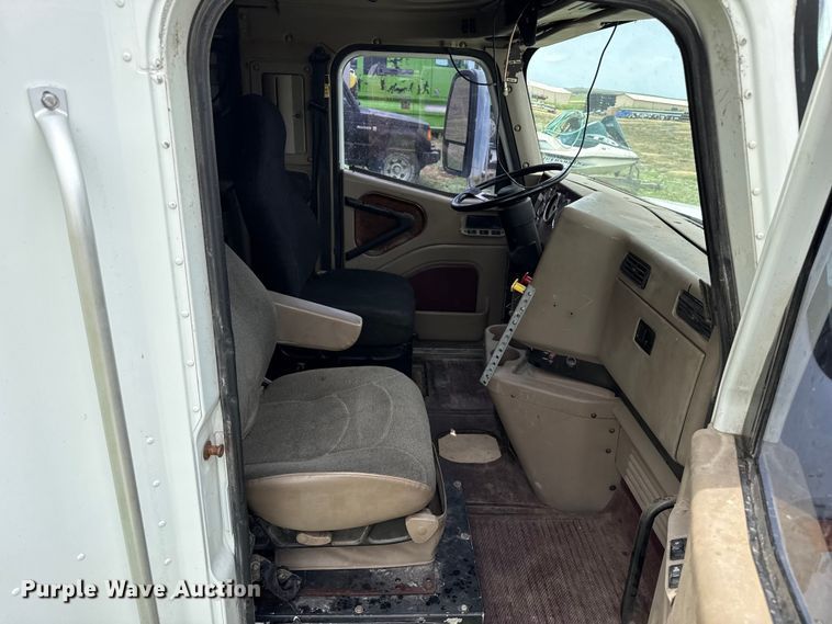 image for item FB6854 Truck parts