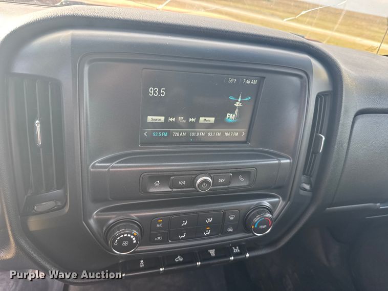 image for item FB7434 2019 Chevrolet Silverado 3500HD Crew Cab pickup truck