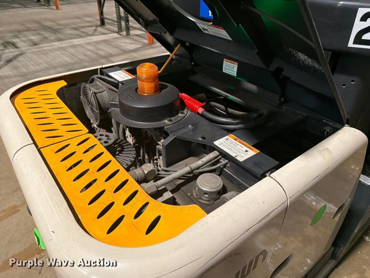 image for item FB8210 2019 Crown SP3520-30 order picker