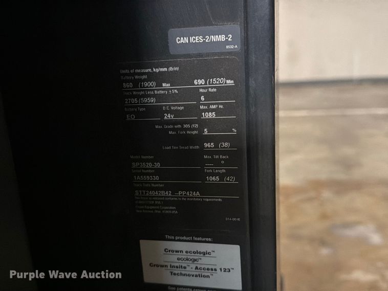image for item FB8210 2019 Crown SP3520-30 order picker