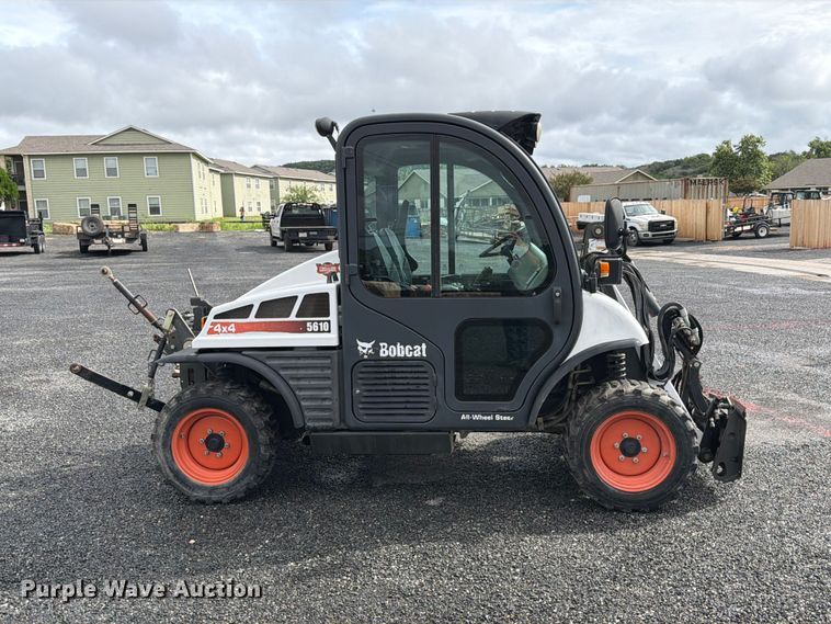 image for item FB8213 2015 Bobcat Toolcat 5610 utility vehicle