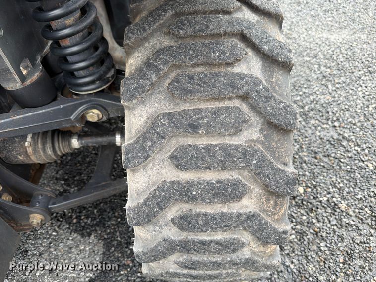 image for item FB8213 2015 Bobcat Toolcat 5610 utility vehicle