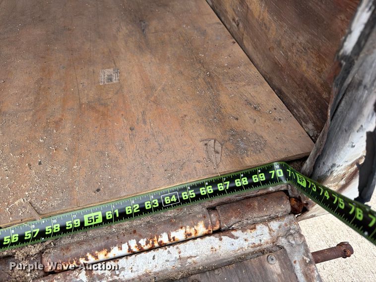 image for item FB8217 2003 CM Trailers enclosed cargo trailer