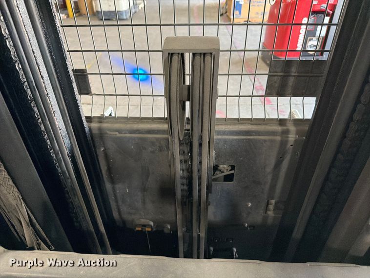 image for item FB8221 2018 Crown SP3520-30 order picker