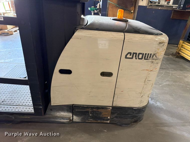 image for item FB8221 2018 Crown SP3520-30 order picker