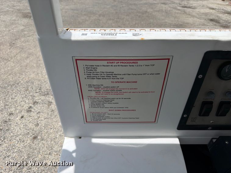 image for item FB8225 Nilfisk-Advance Cyclone 4500 4WS surface cleaner