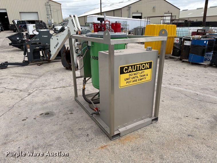 image for item FB8227 2014 Geo-Blaster GB 600 sand blaster