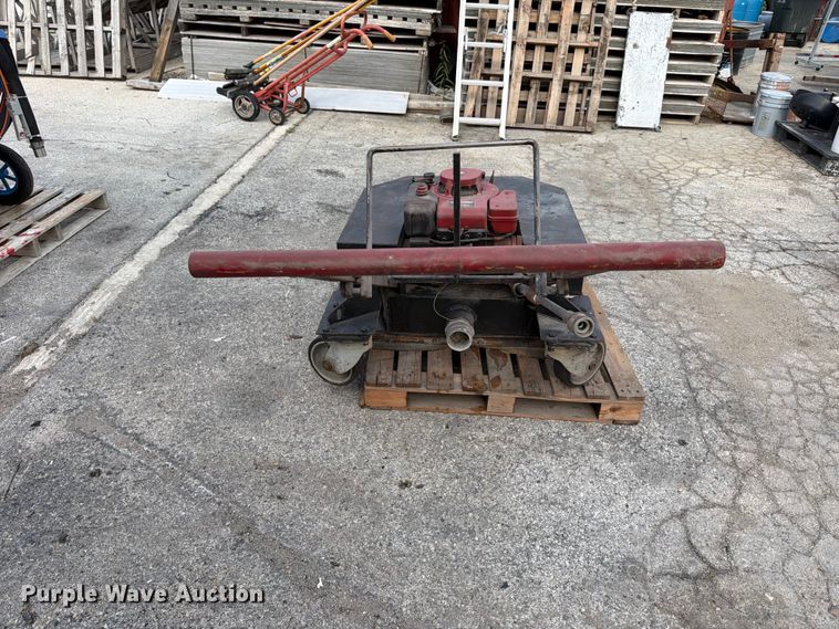 image for item FB8233 pressure washer