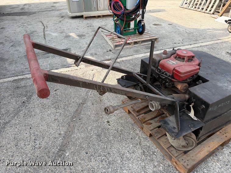 image for item FB8233 pressure washer