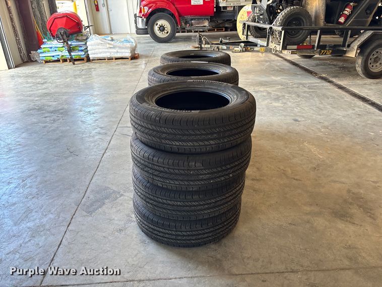 image for item FC1636 (12) Continental ProContact 225/65R17 tires