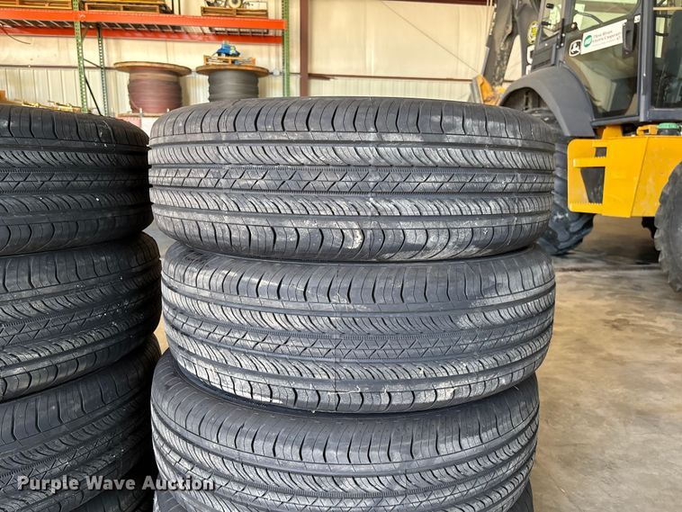 image for item FC1636 (12) Continental ProContact 225/65R17 tires