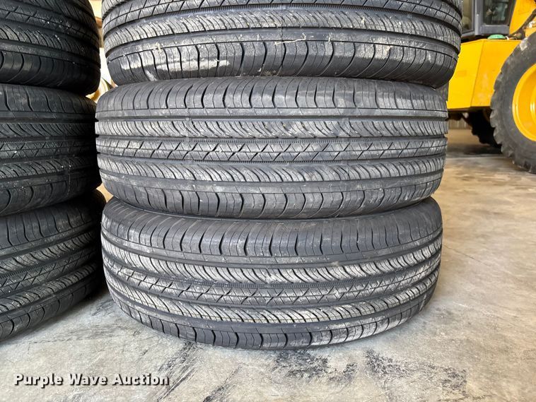 image for item FC1636 (12) Continental ProContact 225/65R17 tires