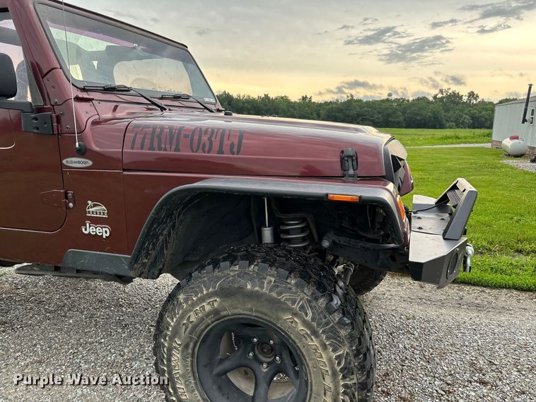 image for item FC1644 2003 Jeep Wrangler TJ Sahara Edition SUV