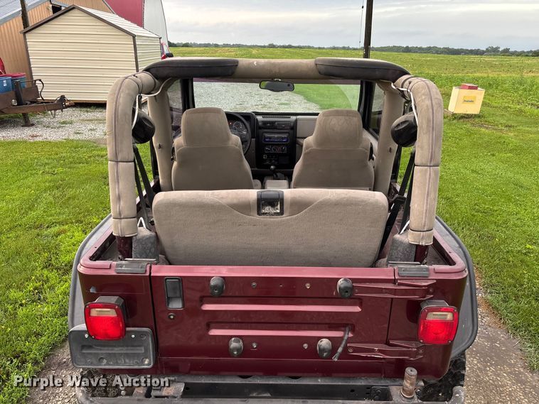 image for item FC1644 2003 Jeep Wrangler TJ Sahara Edition SUV