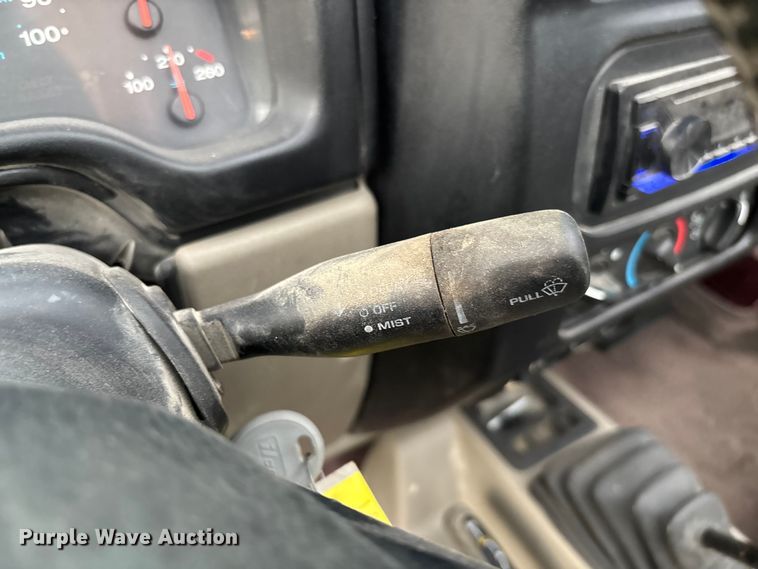 image for item FC1644 2003 Jeep Wrangler TJ Sahara Edition SUV
