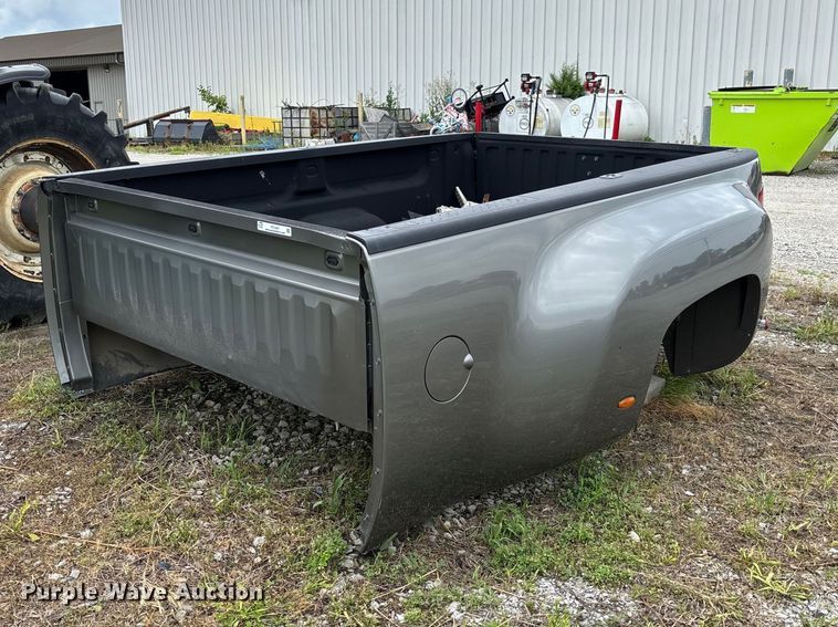 image for item FC1647 Pickup truck bed