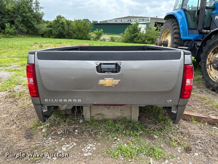 image for item FC1647 Pickup truck bed