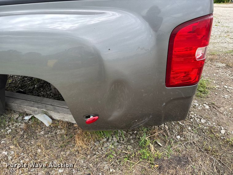 image for item FC1647 Pickup truck bed