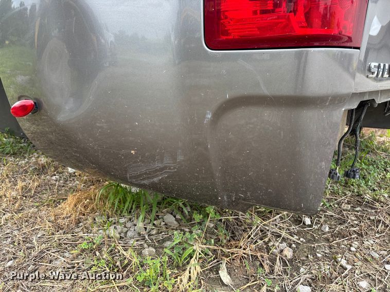 image for item FC1647 Pickup truck bed