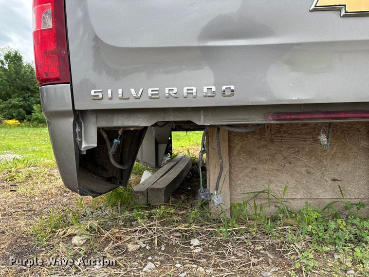 image for item FC1647 Pickup truck bed