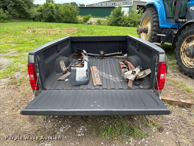 image for item FC1647 Pickup truck bed