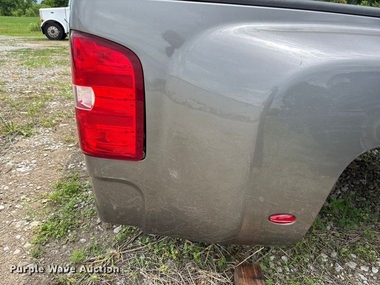 image for item FC1647 Pickup truck bed